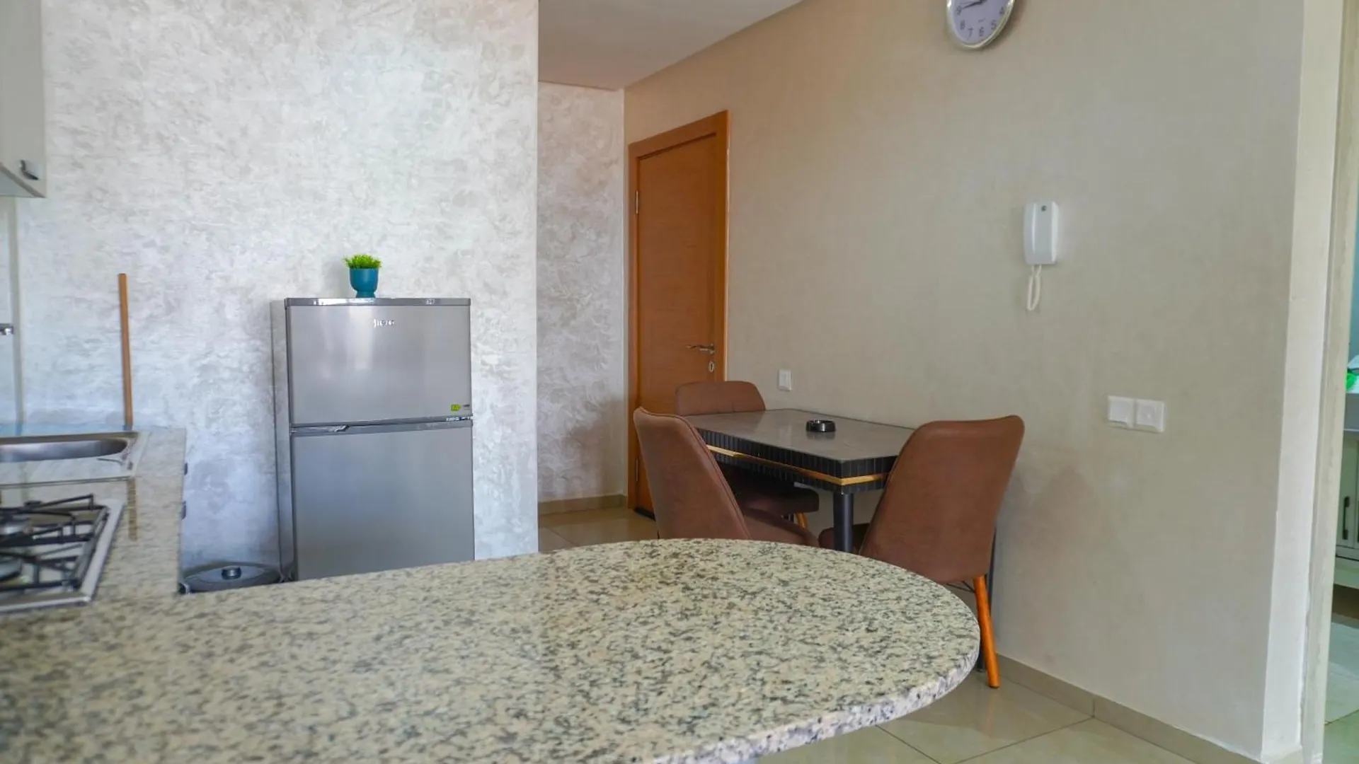 Elegant Appartement A Agadir Avec Piscine Apartment