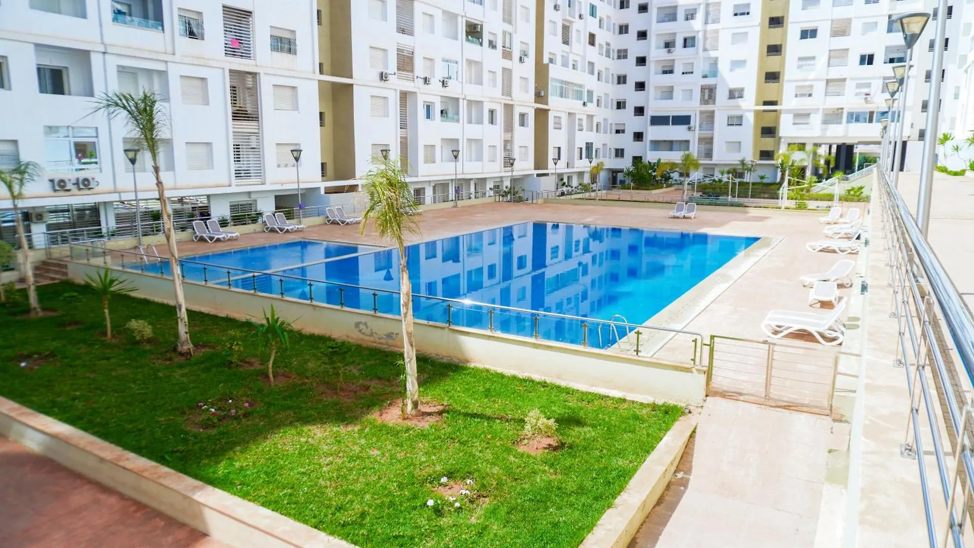 Elegant Appartement A Agadir Avec Piscine location